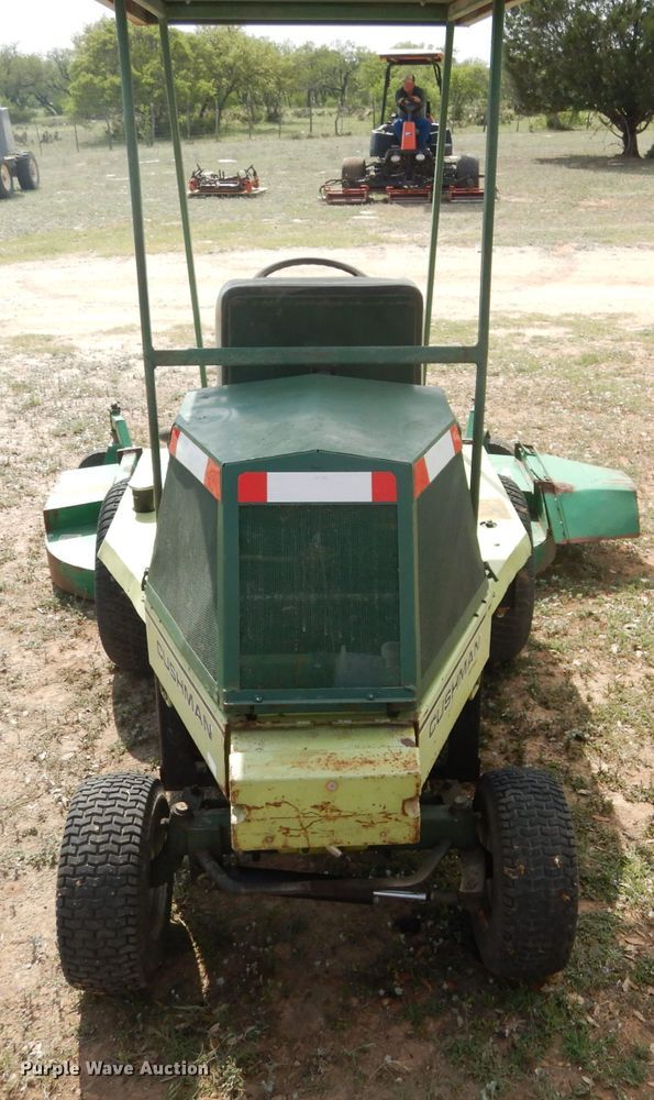 image for item DF2653 2002 Cushman Frontline 898807  lawn mower