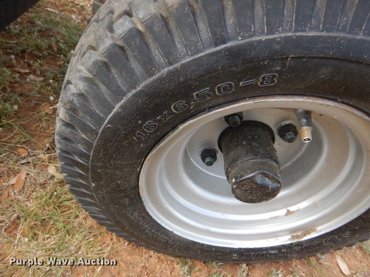 image for item DF2653 2002 Cushman Frontline 898807  lawn mower