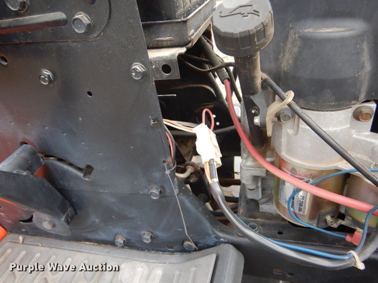 image for item DF2654 2004 Husqvarna GTH2548  lawn mower