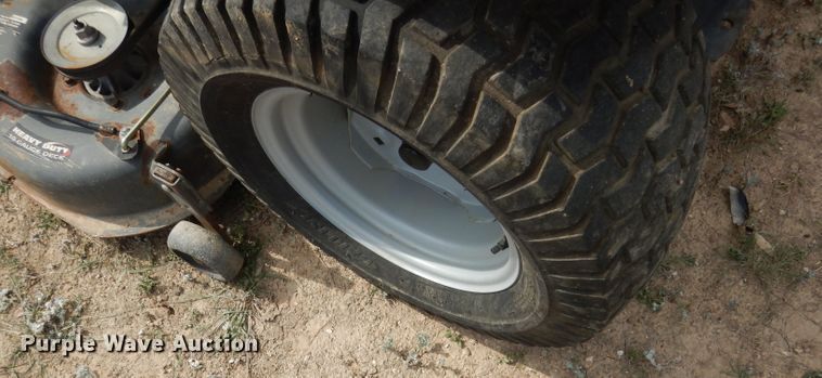 image for item DF2654 2004 Husqvarna GTH2548  lawn mower