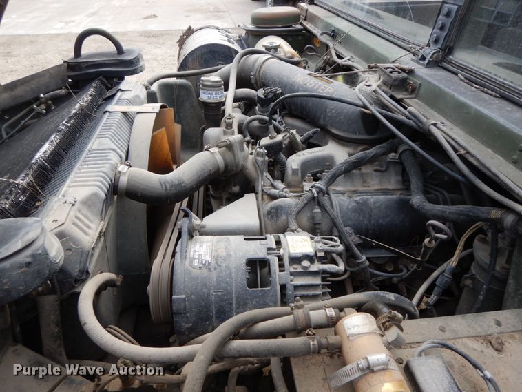 image for item DF6491 1990 Am General M998 Humvee  SUV