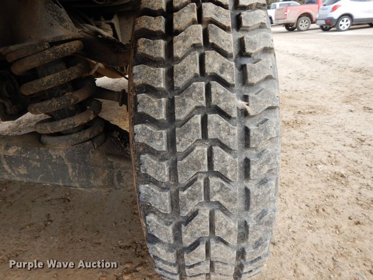 image for item DF6491 1990 Am General M998 Humvee  SUV