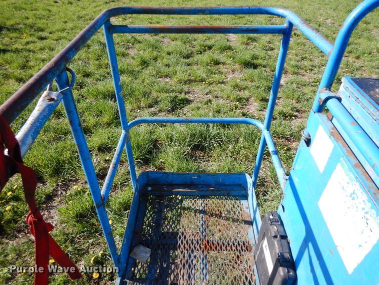 image for item DF6770 1999 Genie Z45/25  boom lift