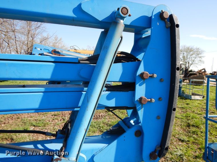 image for item DF6770 1999 Genie Z45/25  boom lift