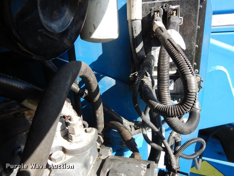 image for item DF6770 1999 Genie Z45/25  boom lift