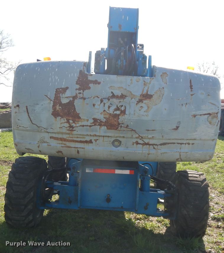 image for item DF6771 2004 Genie S-65  boom lift