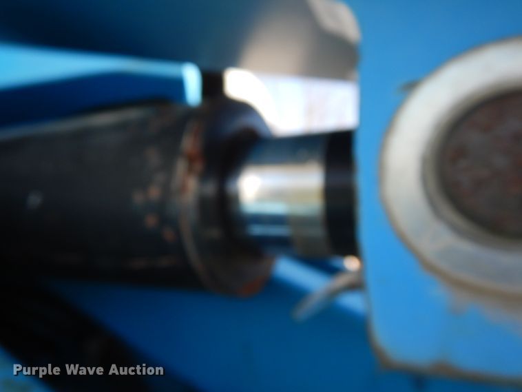 image for item DF6771 2004 Genie S-65  boom lift