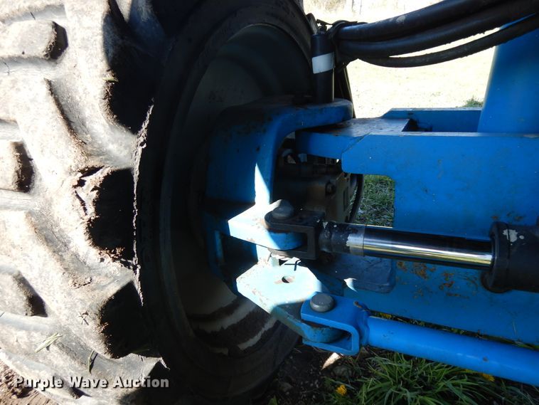 image for item DF6771 2004 Genie S-65  boom lift