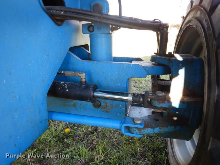 image for item DF6771 2004 Genie S-65  boom lift