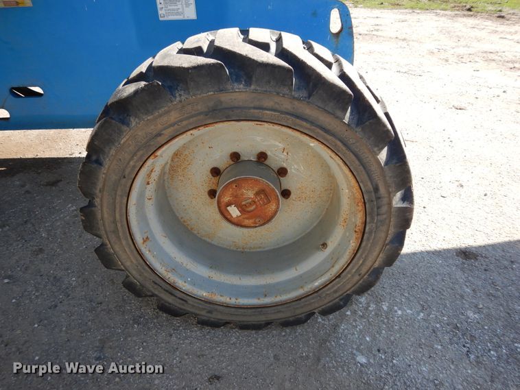 image for item DF6771 2004 Genie S-65  boom lift