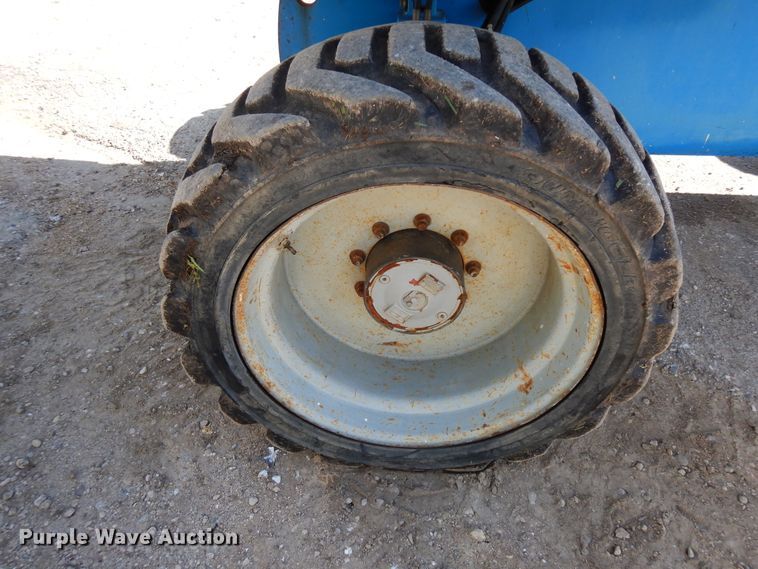 image for item DF6771 2004 Genie S-65  boom lift