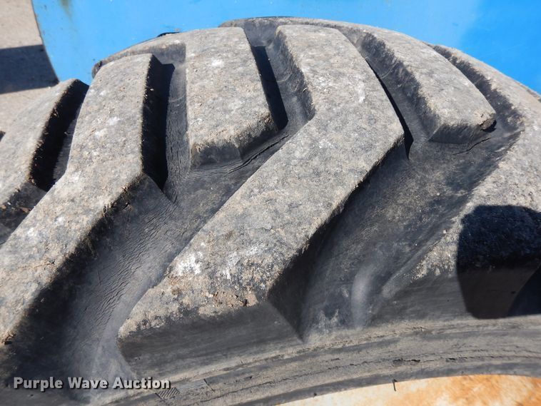 image for item DF6771 2004 Genie S-65  boom lift