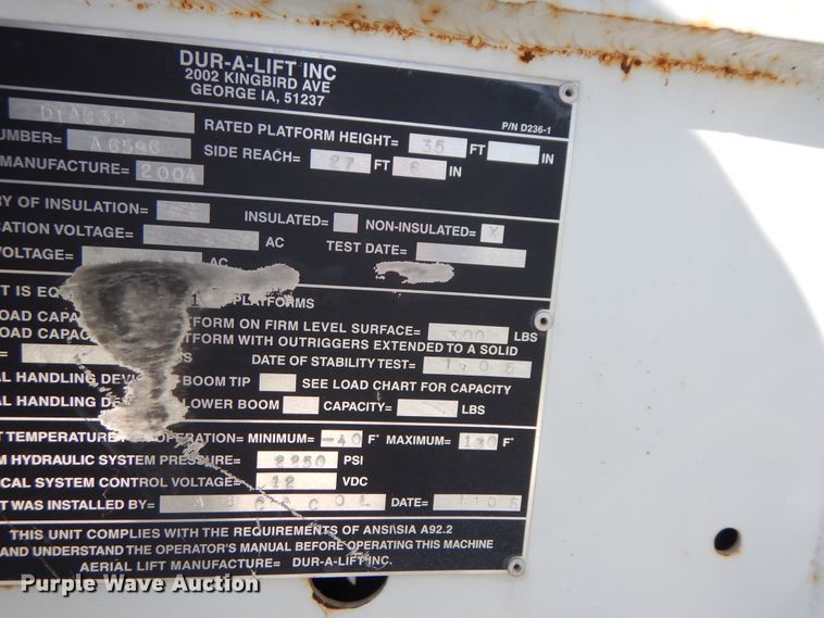 image for item DF6773 2005 GMC C4500  bucket truck