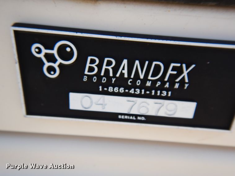 image for item DF6773 2005 GMC C4500  bucket truck