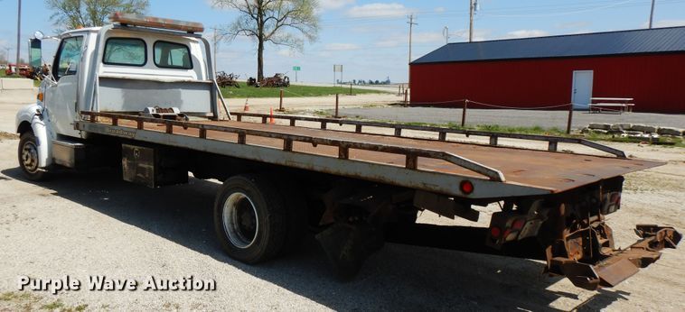 image for item DF6776 2001 Sterling Acterra  rollback truck