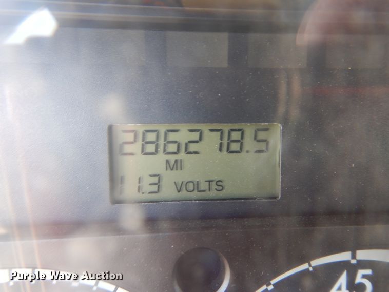 image for item DF6776 2001 Sterling Acterra  rollback truck