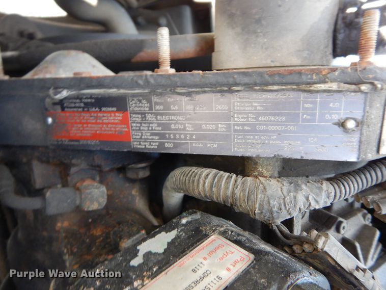 image for item DF6776 2001 Sterling Acterra  rollback truck