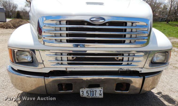 image for item DF6776 2001 Sterling Acterra  rollback truck