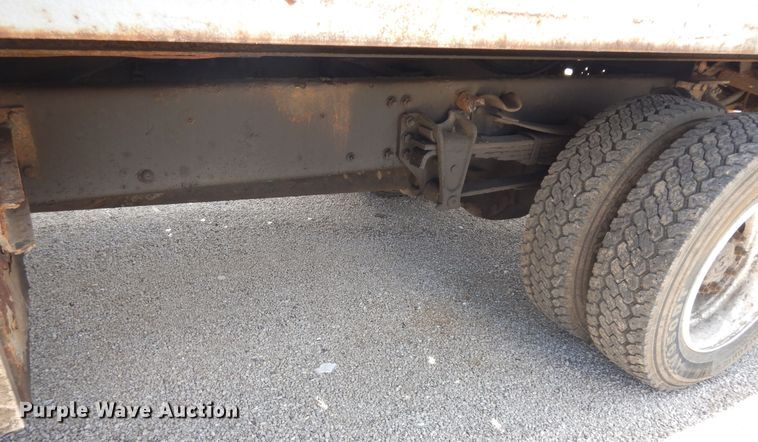 image for item DF6776 2001 Sterling Acterra  rollback truck