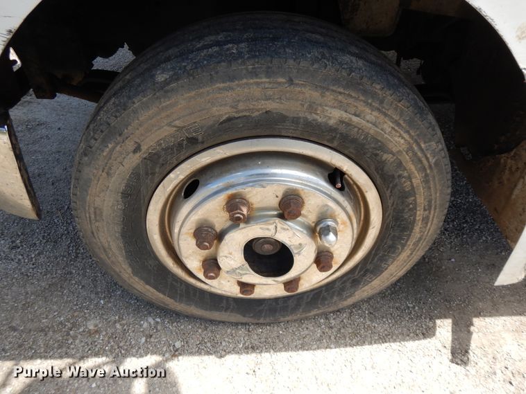 image for item DF6776 2001 Sterling Acterra  rollback truck