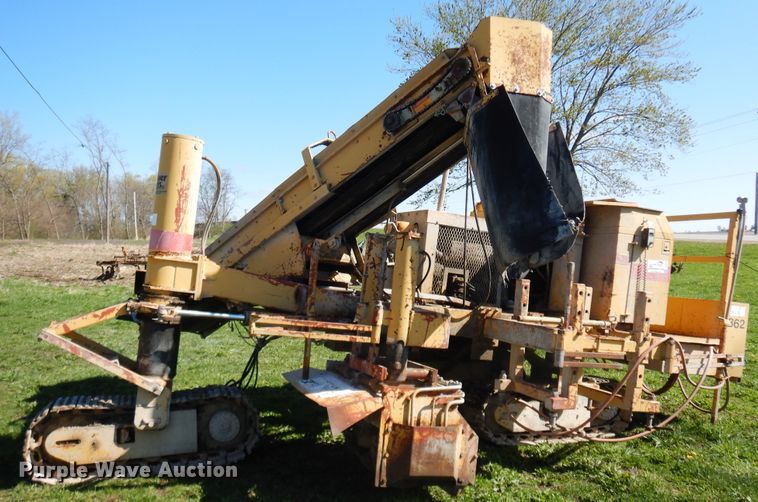 image for item DF6780 Power Curber 5700  curb machine