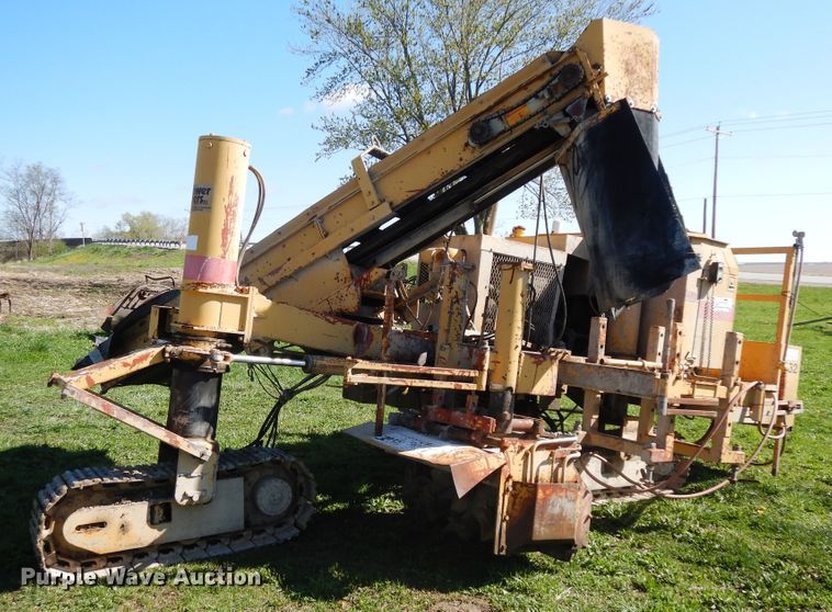 image for item DF6780 Power Curber 5700  curb machine