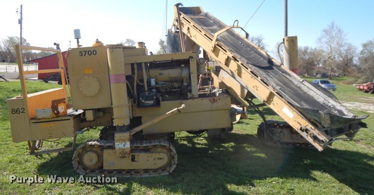 image for item DF6780 Power Curber 5700  curb machine