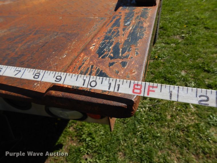 image for item DF6783 2002 Chevrolet C6500  rollback truck