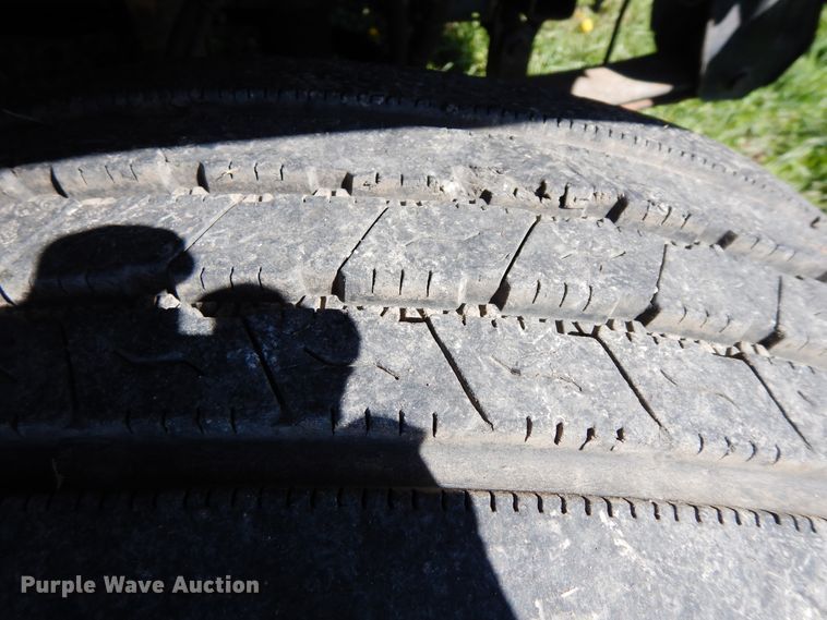 image for item DF6783 2002 Chevrolet C6500  rollback truck