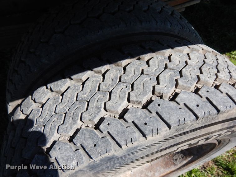 image for item DF6783 2002 Chevrolet C6500  rollback truck