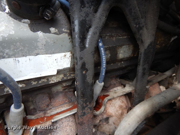 image for item DF6790 1995 Ford F700  grain truck