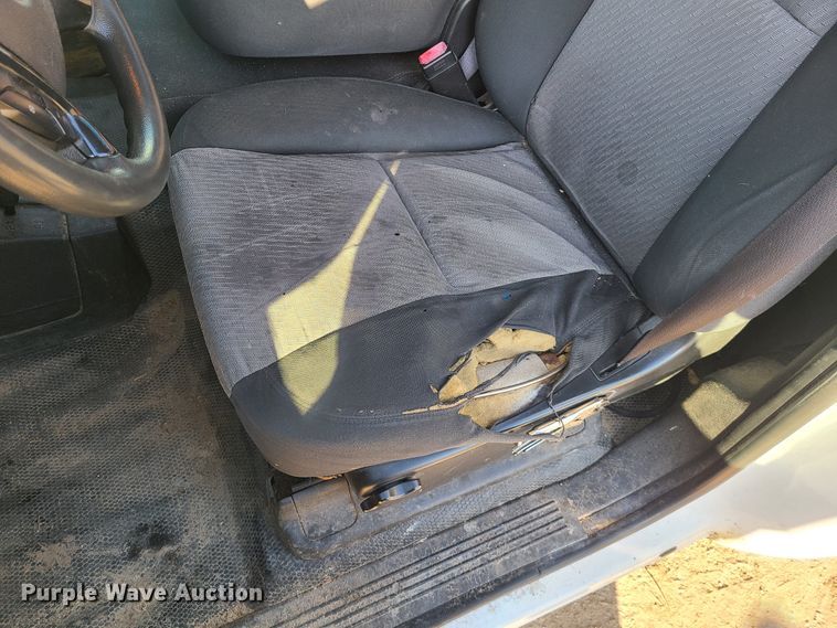 image for item DH5919 2008 Chevrolet Silverado 3500HD  flatbed pickup truck