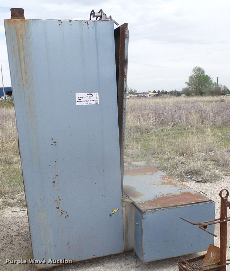 Axe parts washer in Dodge City, KS Item DI5578 sold Purple Wave
