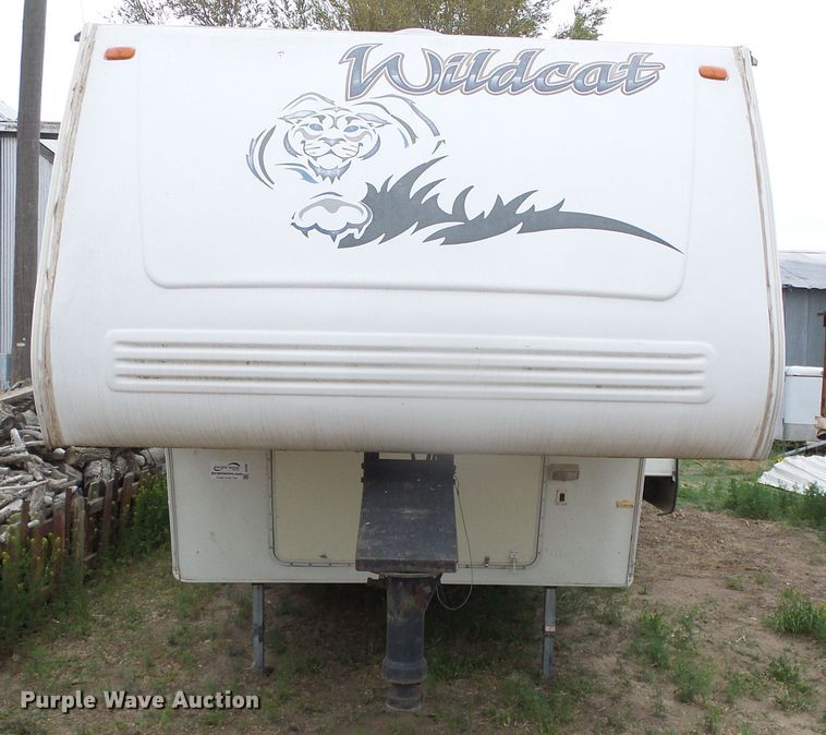 image for item DI5580 2001 Wildcat 28BH  camper