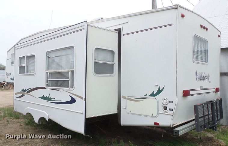 image for item DI5580 2001 Wildcat 28BH  camper