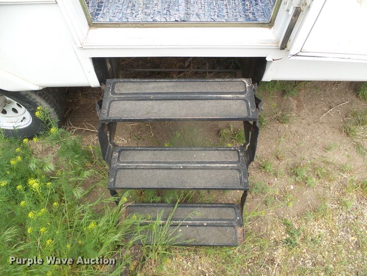 image for item DI5580 2001 Wildcat 28BH  camper