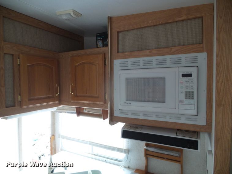 image for item DI5580 2001 Wildcat 28BH  camper