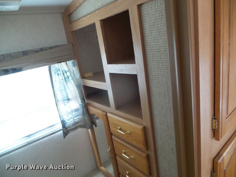 image for item DI5580 2001 Wildcat 28BH  camper