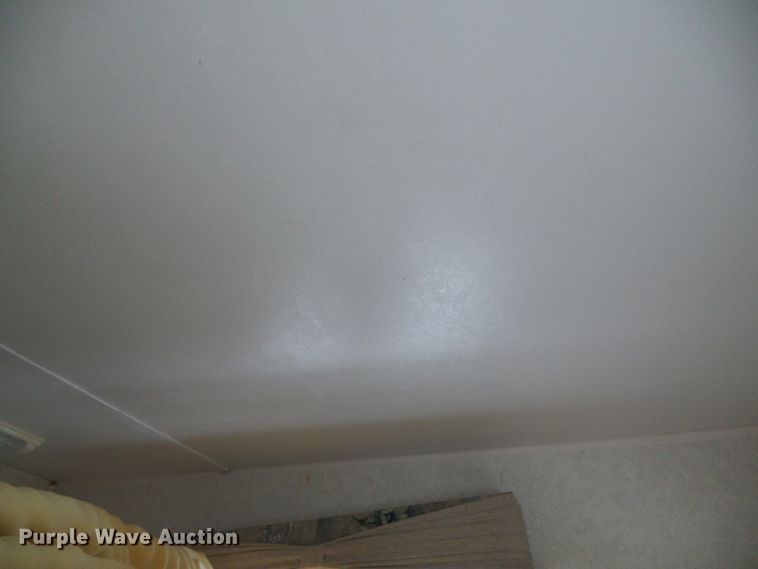 image for item DI5580 2001 Wildcat 28BH  camper