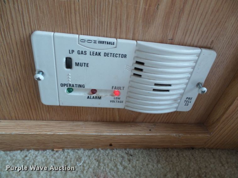 image for item DI5580 2001 Wildcat 28BH  camper