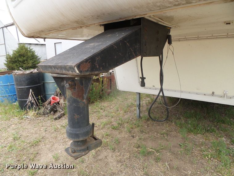 image for item DI5580 2001 Wildcat 28BH  camper