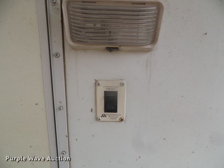 image for item DI5580 2001 Wildcat 28BH  camper