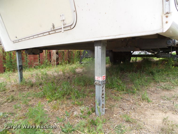 image for item DI5580 2001 Wildcat 28BH  camper