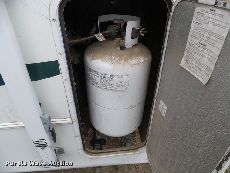 image for item DI5580 2001 Wildcat 28BH  camper