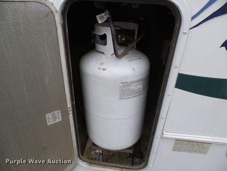 image for item DI5580 2001 Wildcat 28BH  camper