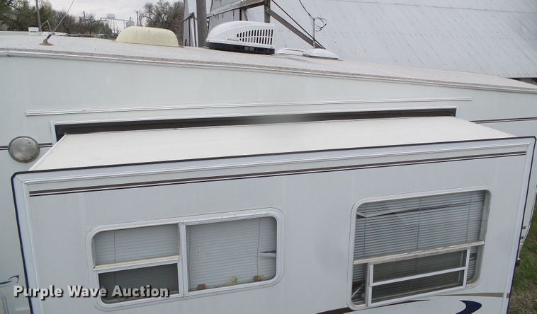 image for item DI5580 2001 Wildcat 28BH  camper