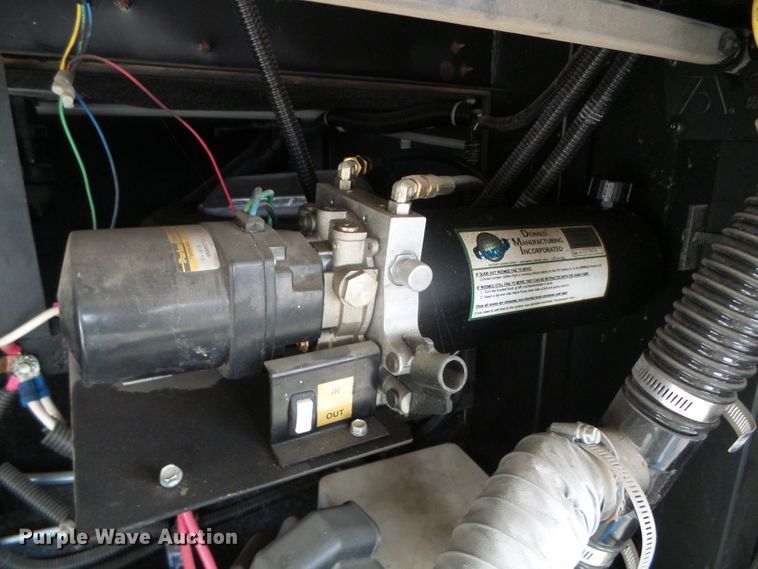 image for item DI5580 2001 Wildcat 28BH  camper