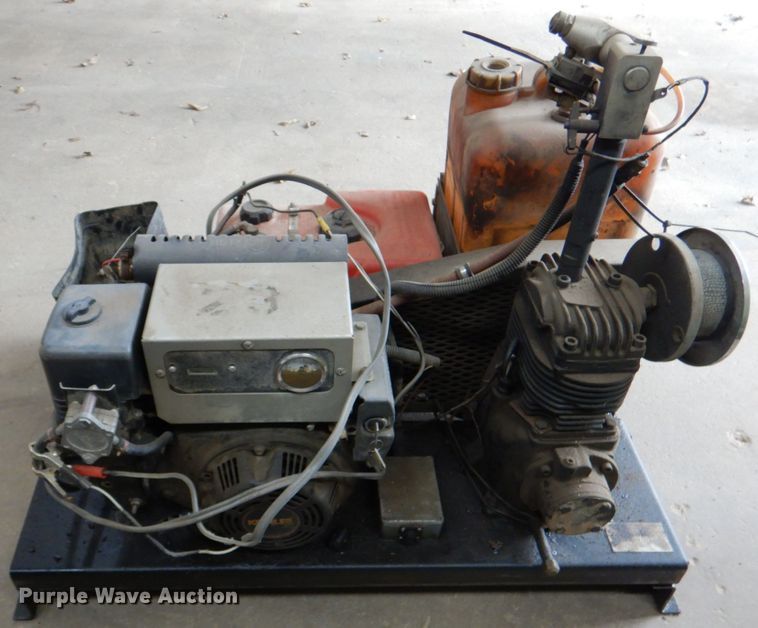 image for item DJ0283 2004 Blazer PH610 mosquito fogger