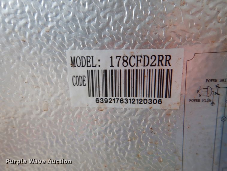 image for item DJ0284 Avantco 178CFD2RR refrigerator