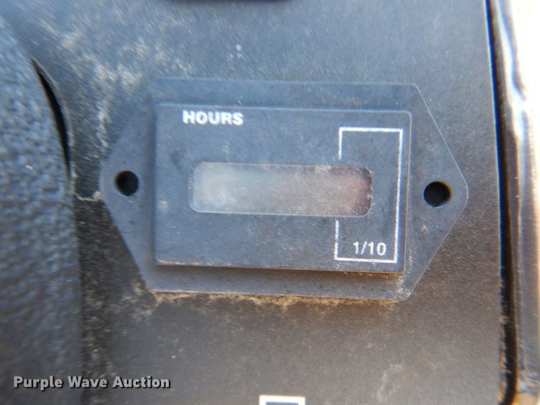 image for item DJ0297 (3) mowers